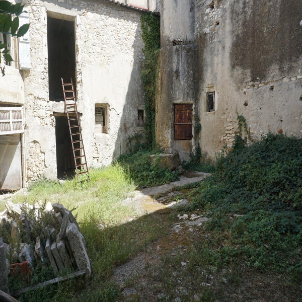 Offres de vente Maison de village Dions 30190