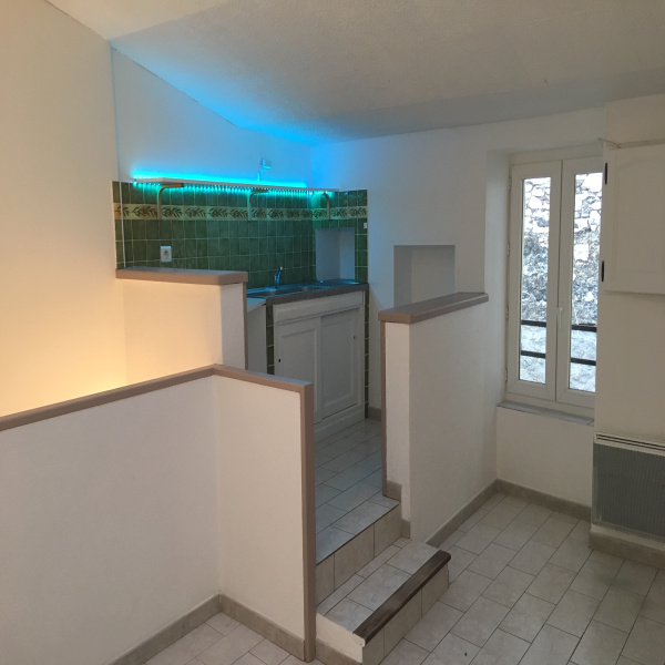 Offres de location Maison de village Fons 30730