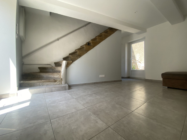 Offres de location Maison de village Parignargues 30730